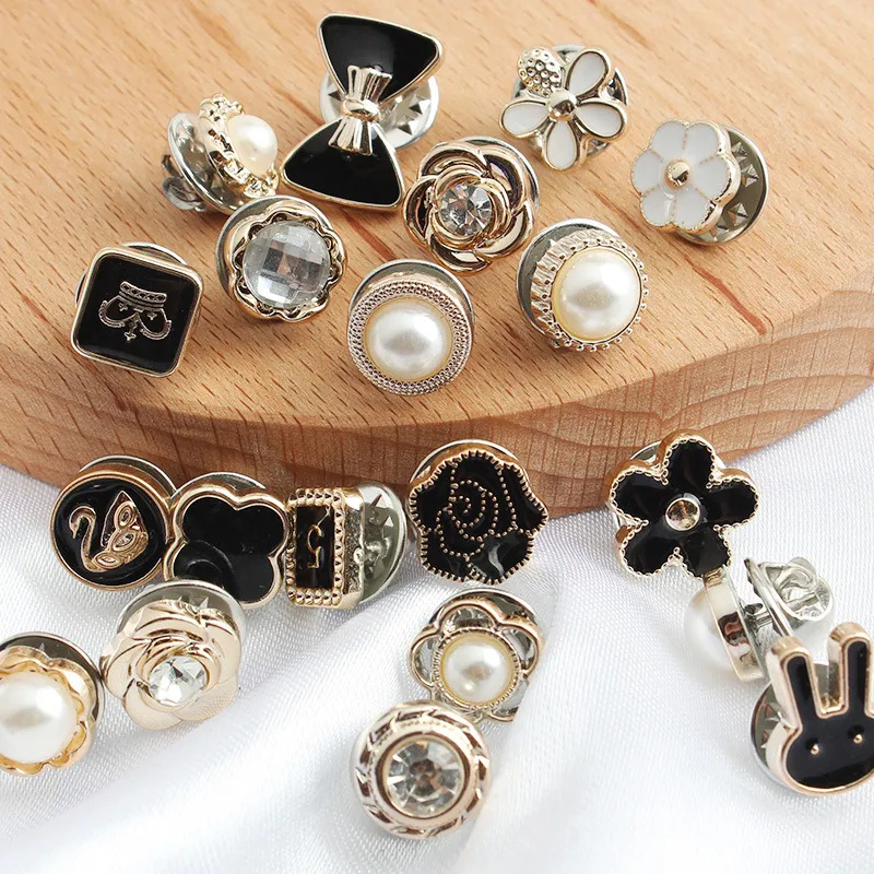 10Pcs Free Sewing Pearl Rhines - Button Hole Cutter recension och pris