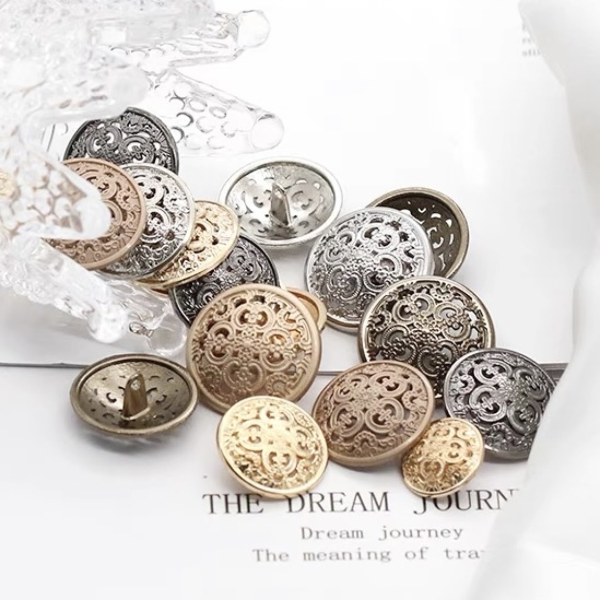 20PCS/Lot Fashion Metal Hollow - Button Hole Cutter recension och pris